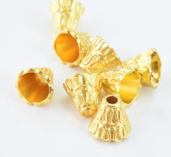 10x10mm Funnel Gold Plated Alloy Textured Beads, Sold by 1 pack of 20pcs, 2mm thickness, 12grams/pk