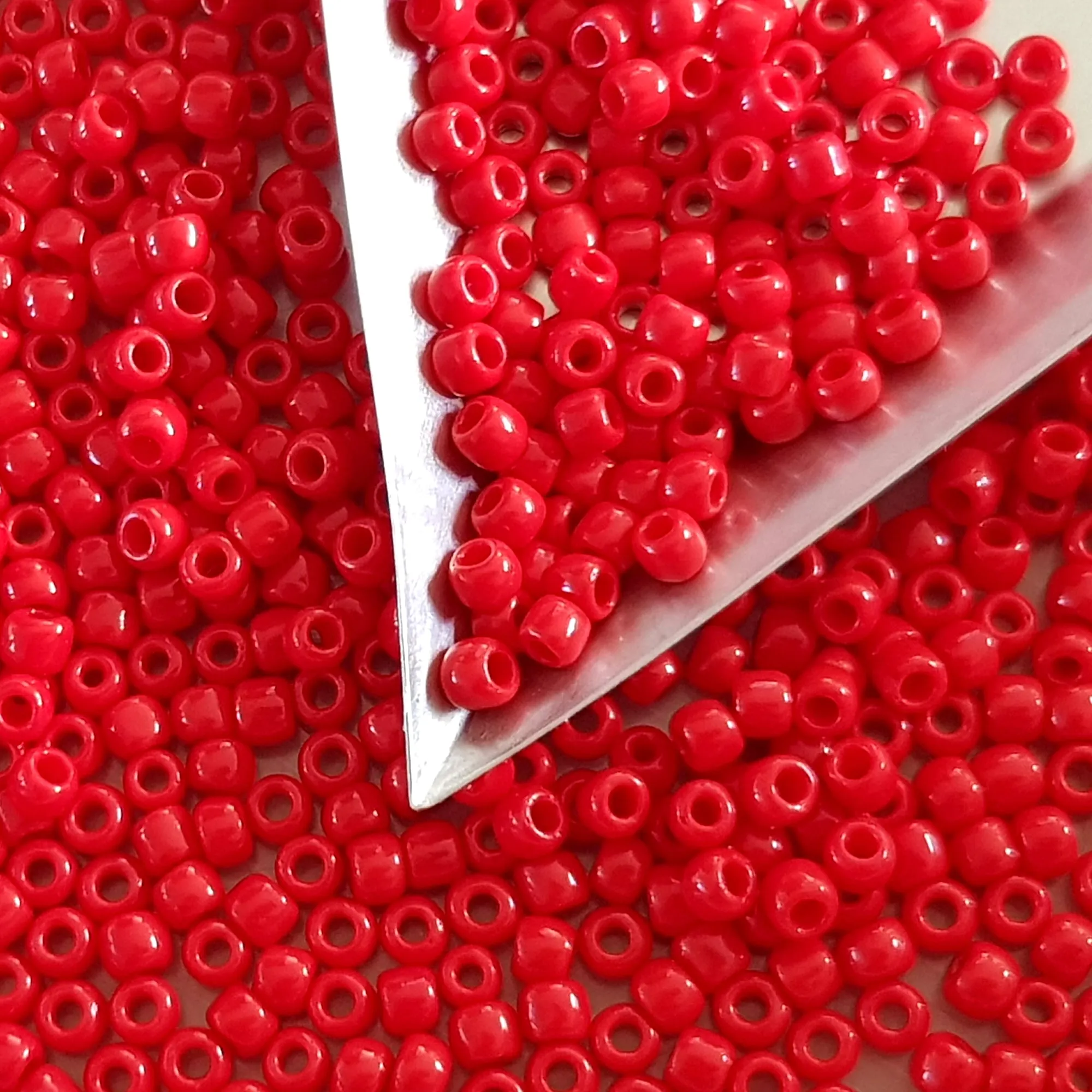 6/0 TR-45A Cherry Red Opaque 10g/30g Round Toho Seed Beads - Beading Supply