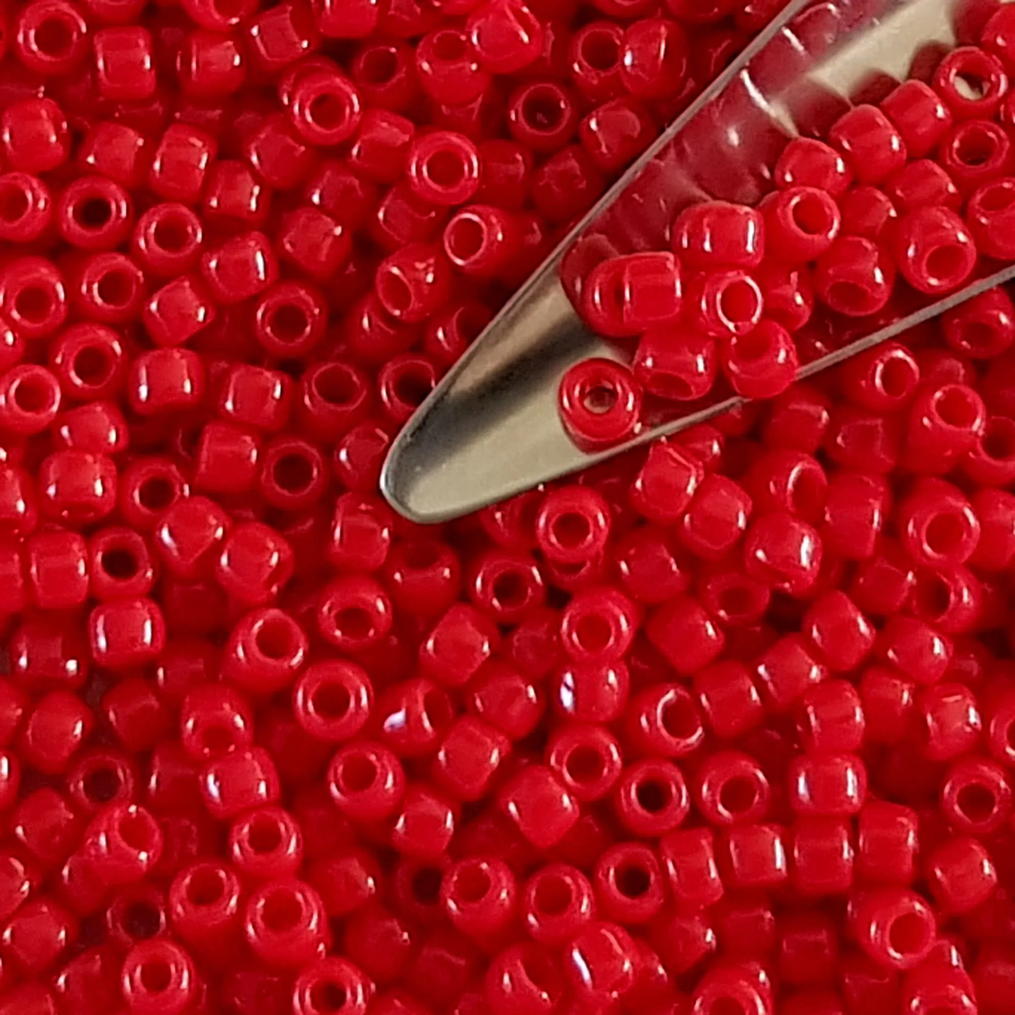 8/0 TR-45A Cherry Red Opaque 10g/30g Round Toho Seed Beads - Beading Supply