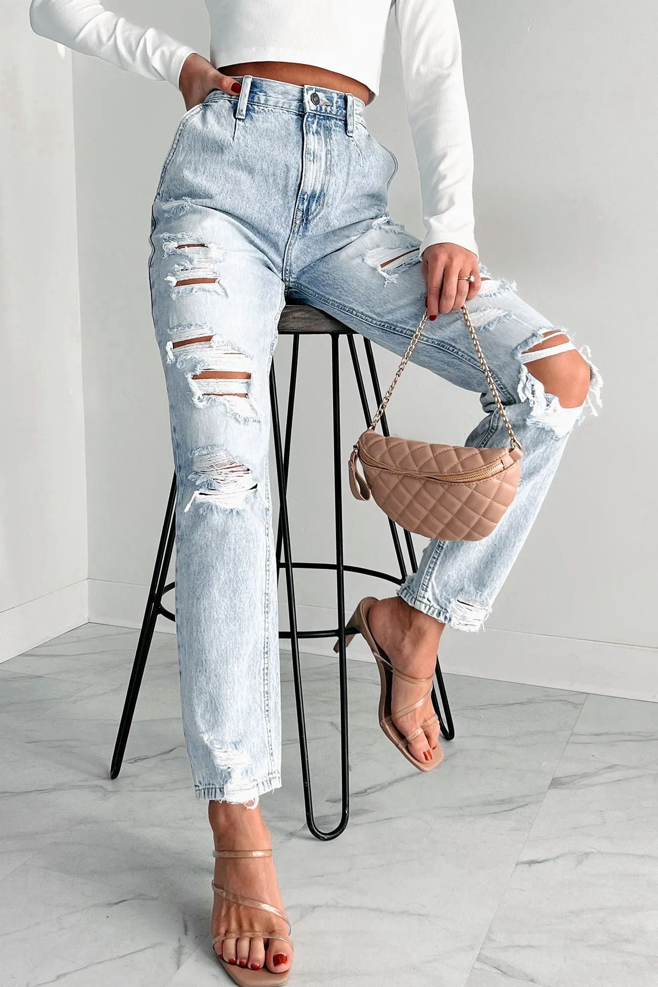 Ain't Gonna Lie High Rise Distressed Baggy Kancan Jeans (Light)