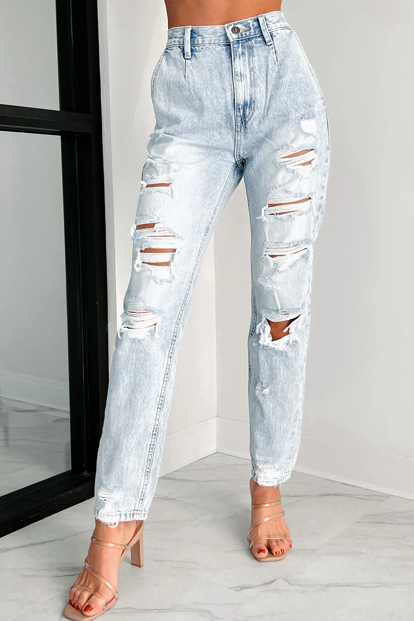 Ain't Gonna Lie High Rise Distressed Baggy Kancan Jeans (Light)