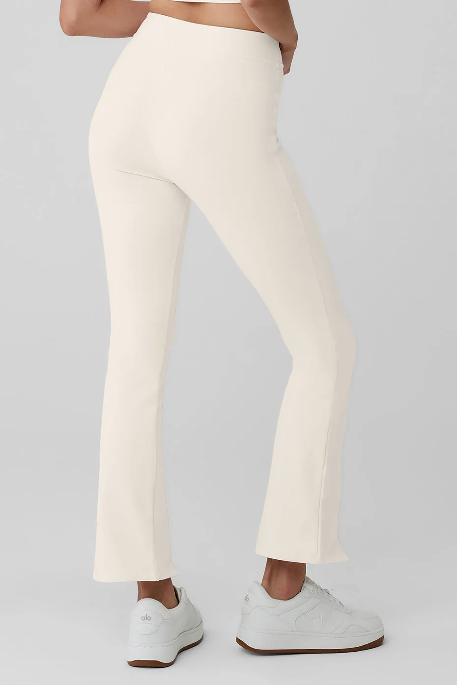 Airbrush High-Waist 7/8 Flutter Legging - Ivory