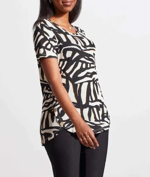 ANIMAL-PRINT CREW NECK TOP