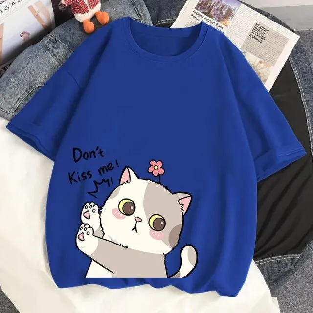 Don't Kiss Me! Tee With Cat Print