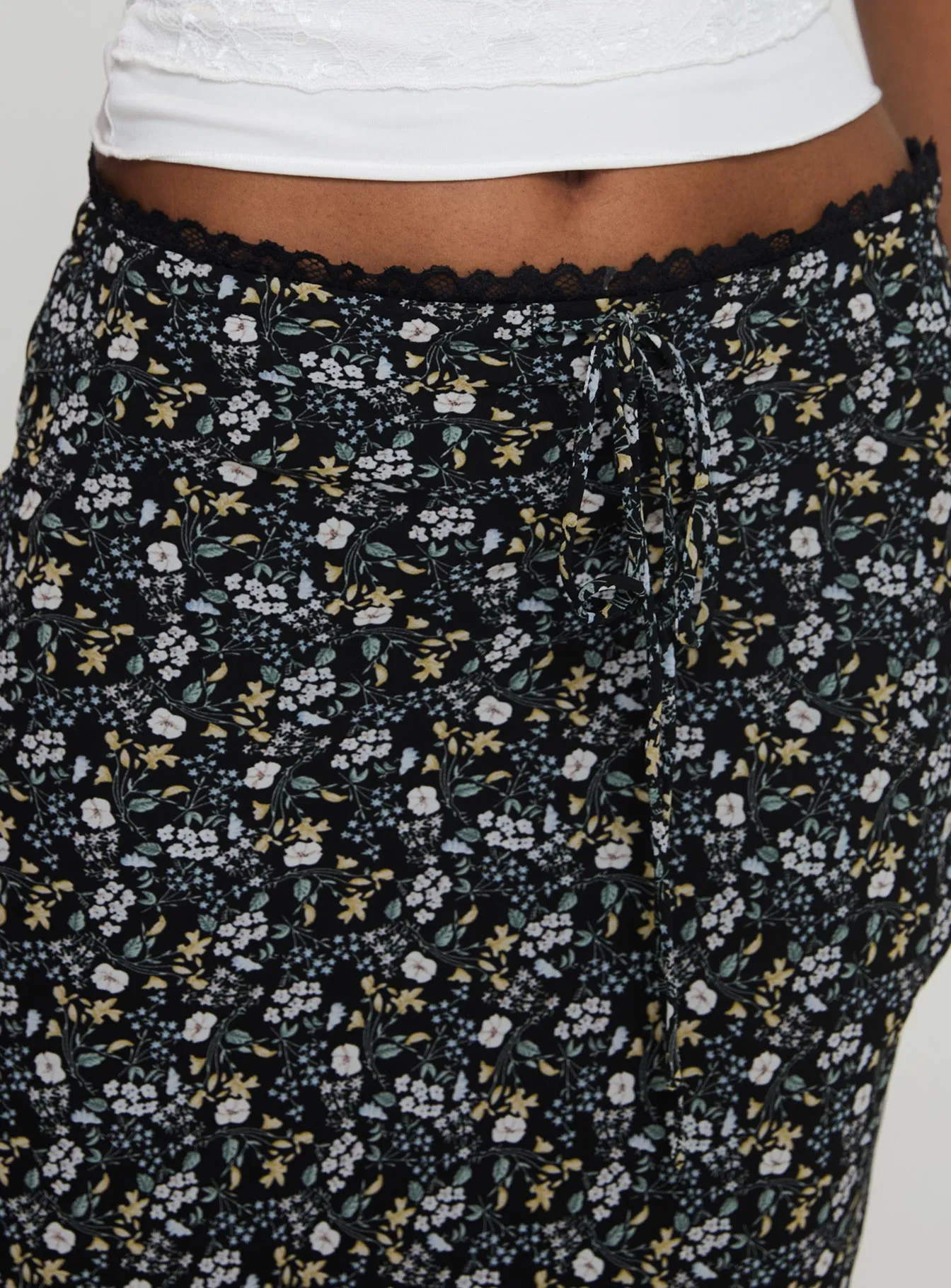 Emily Maxi Skirt Blue / Black Floral