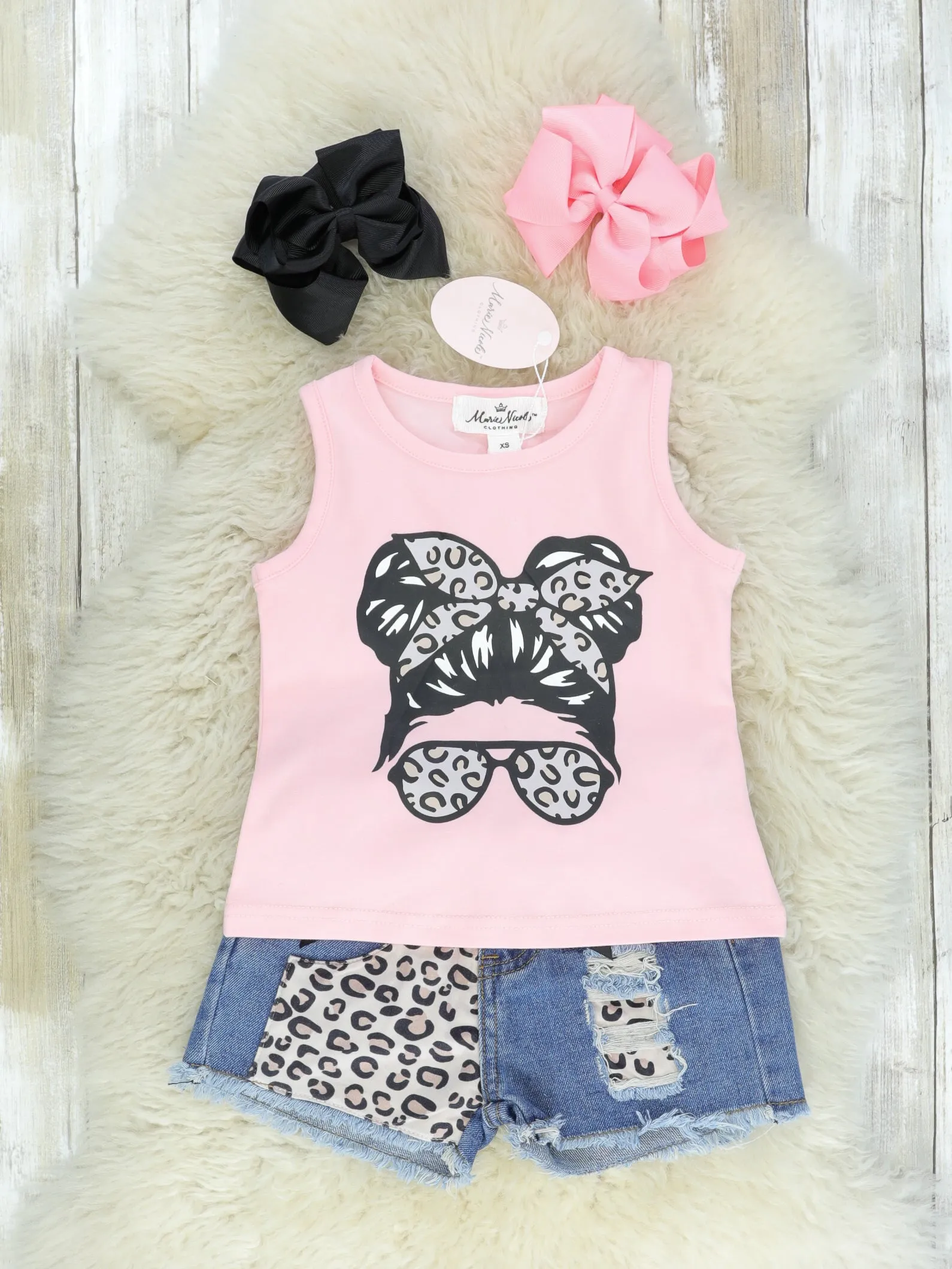 Pink Graphic Tank & Denim Shorts Outfit