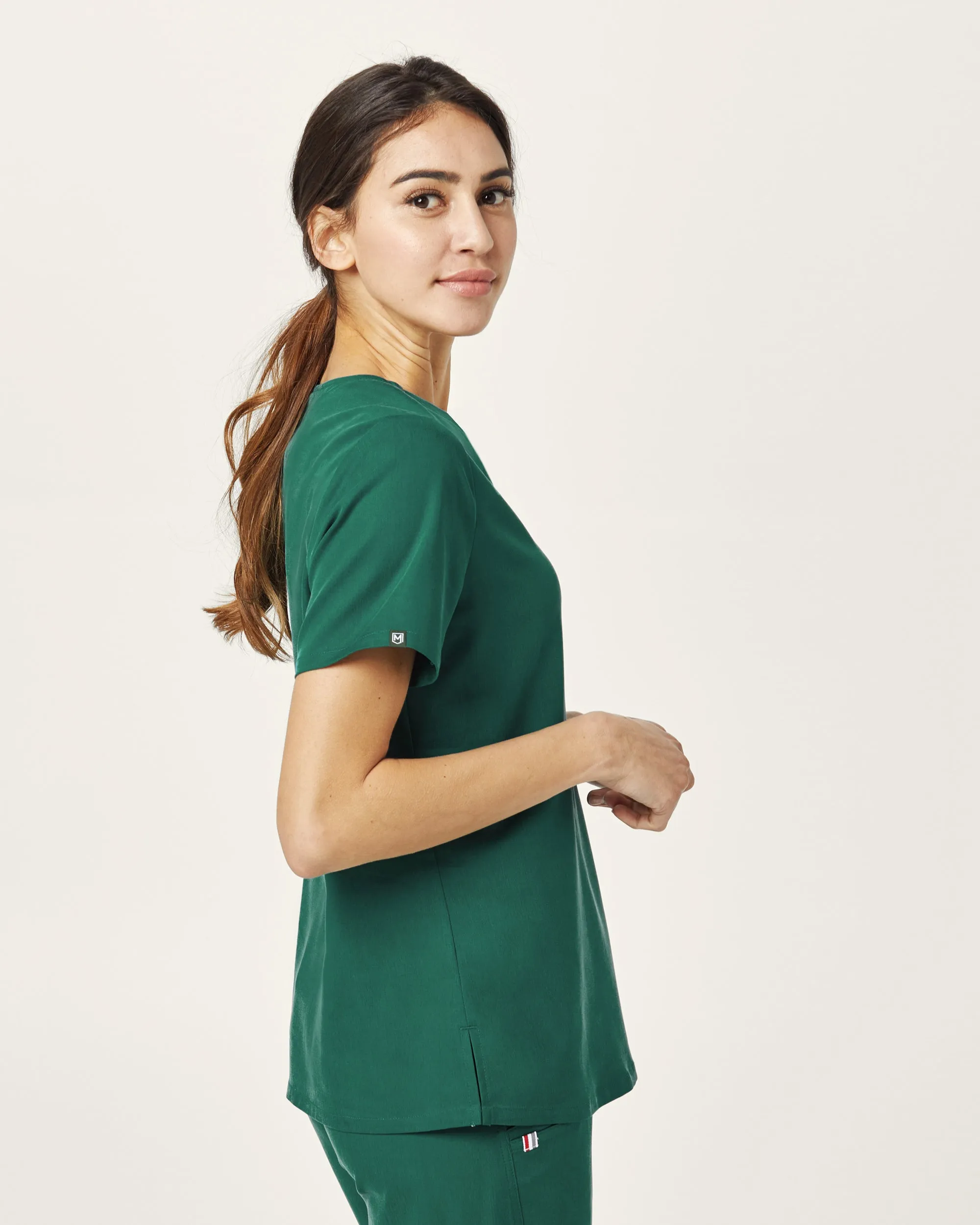 TENCEL™ Sal‎ ‎ Essential Scrub Top (Final Sale)